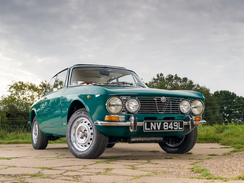 Alfa Romeo 2000 GT Veloce